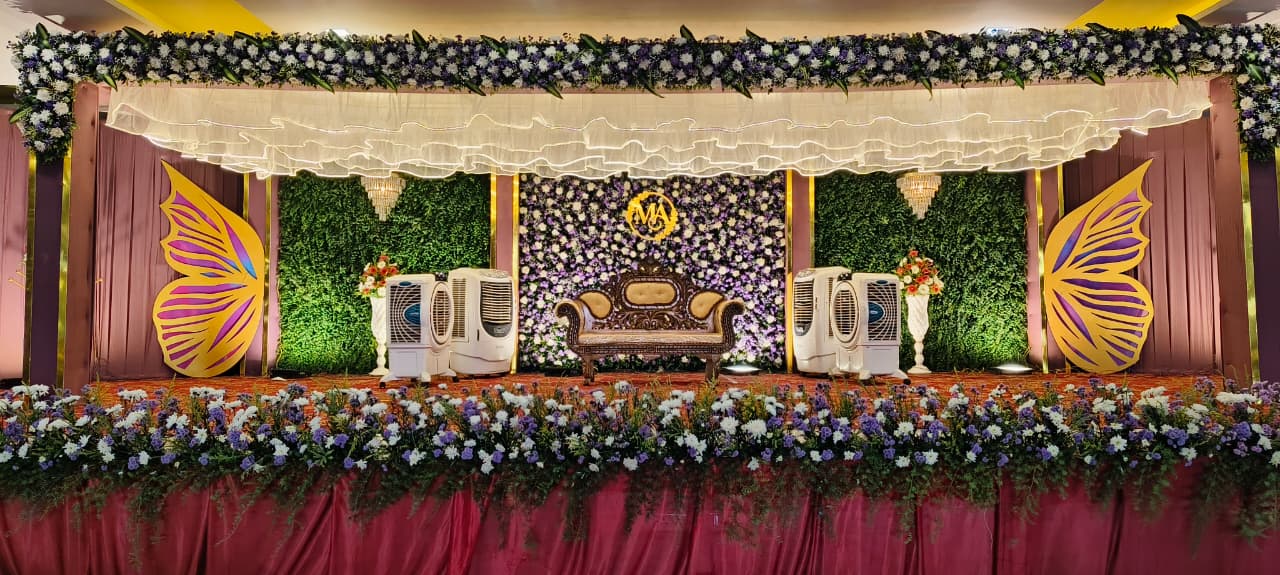 Engagement decoration